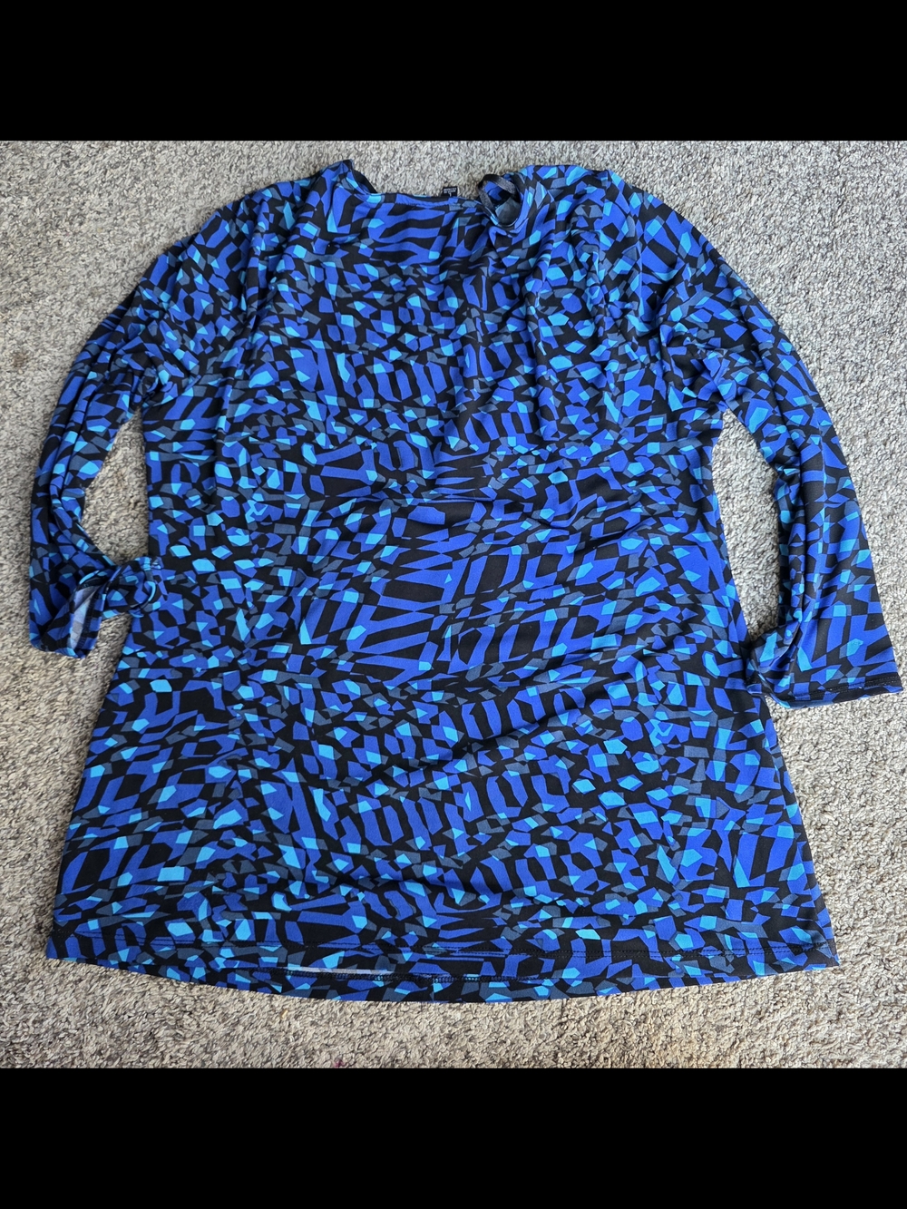 Chaus Blue and Black Twist-Front V-Neck Long Sleeve Top - Picture 2 of 5